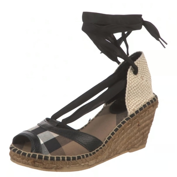 Authentic Burberry espadrilles sandals - Picture 1 of 9